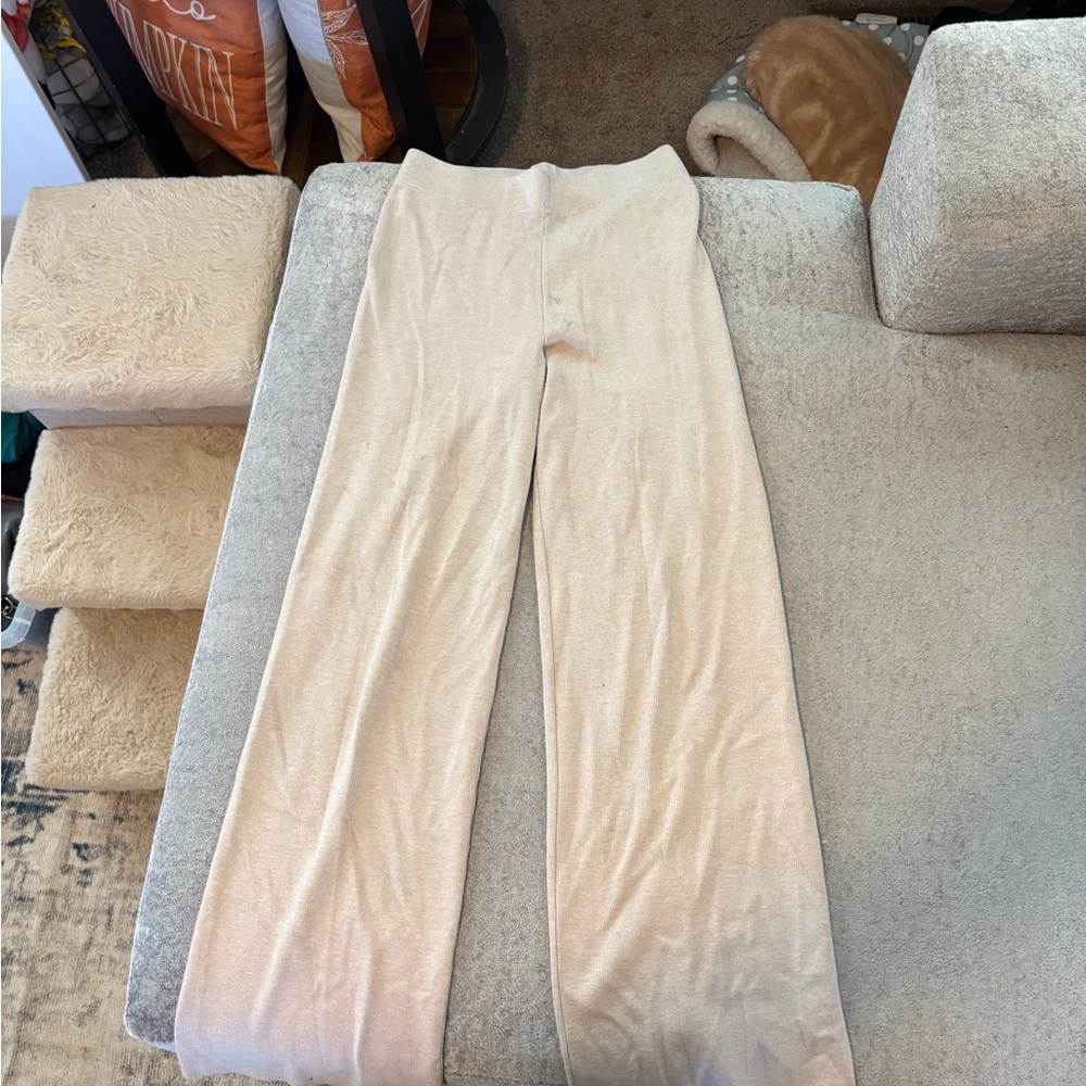 Pink Rose Light Beige Apparel